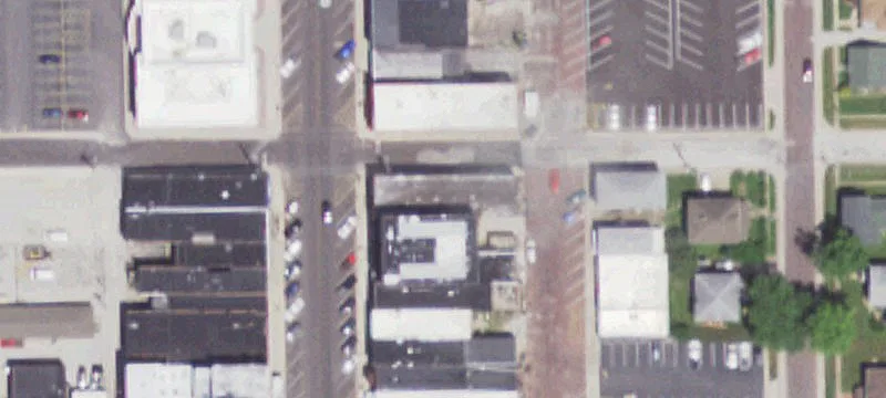 301 Main St