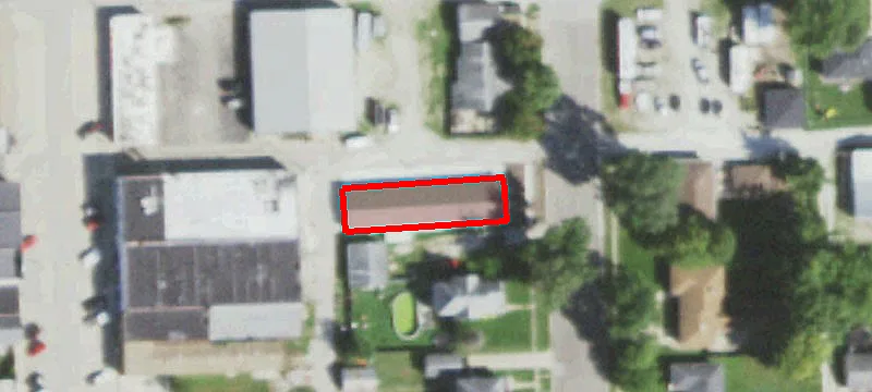 121 Maple St