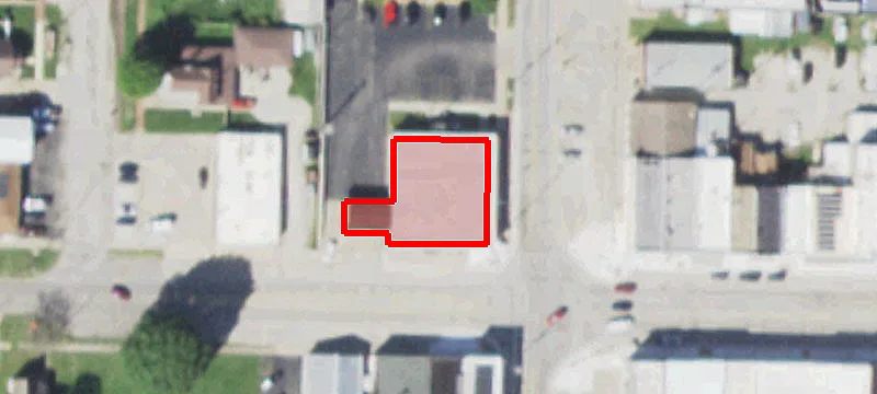 16 Main St