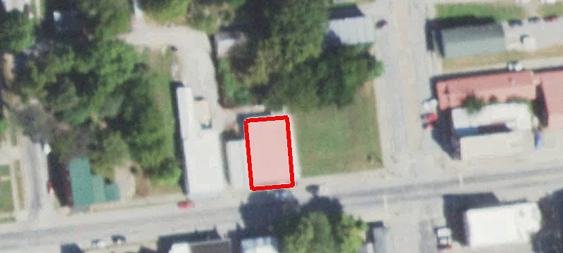 120 1st St