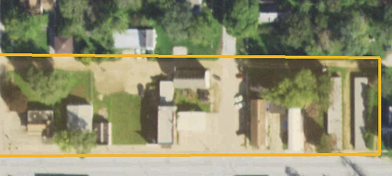 110 4th St
