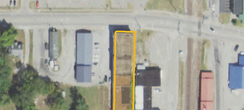 422 Main St