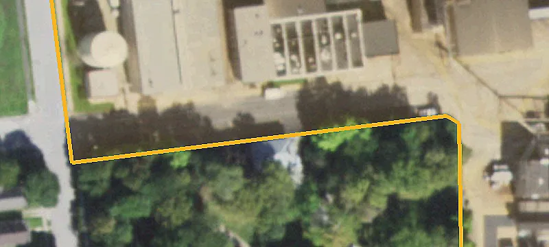 8th St