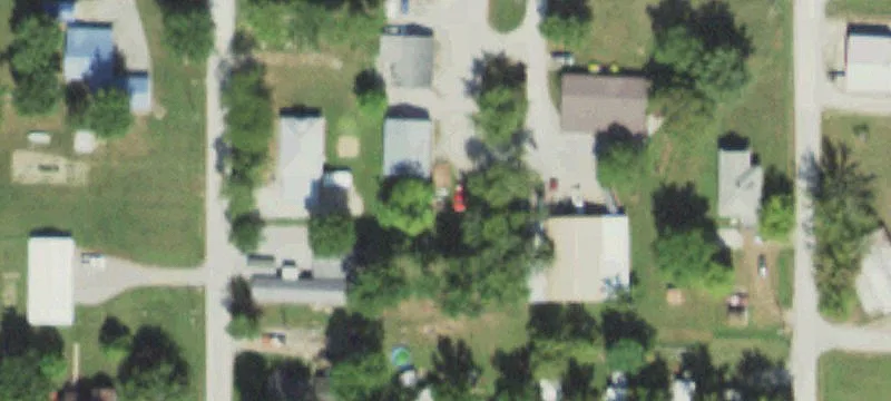 1335 Kinmundy Rd