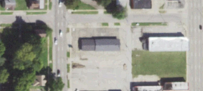 1198 Main St