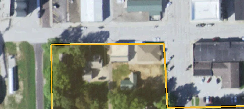 206 Chicago St
