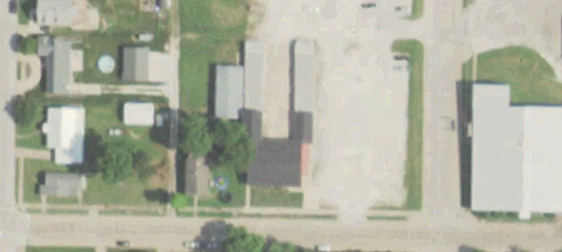 2627 Cedar St