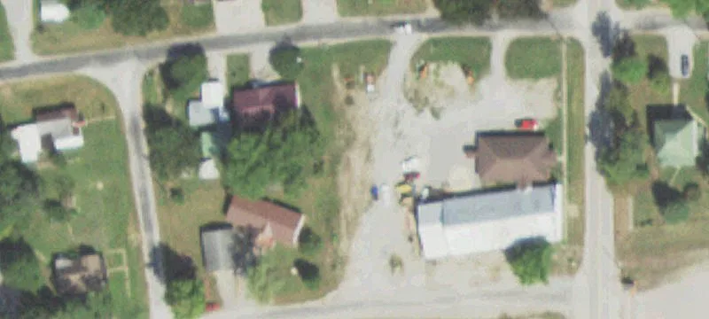 112 Railroad NW St