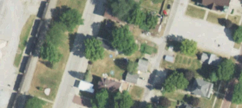 106 Railroad Ave