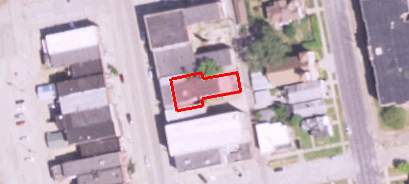 412 Main St