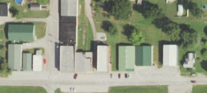 606 Main St