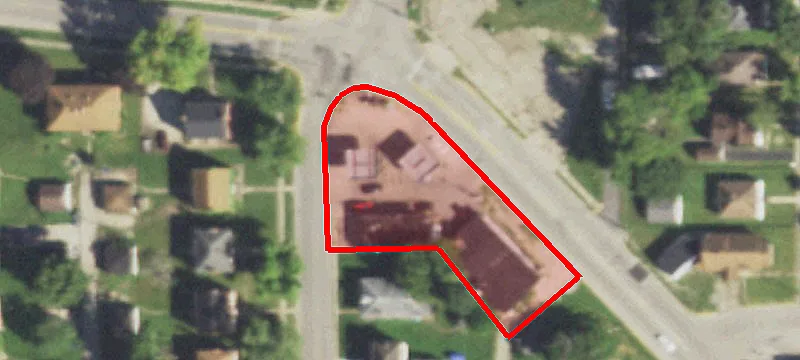 330 Nelson Ave