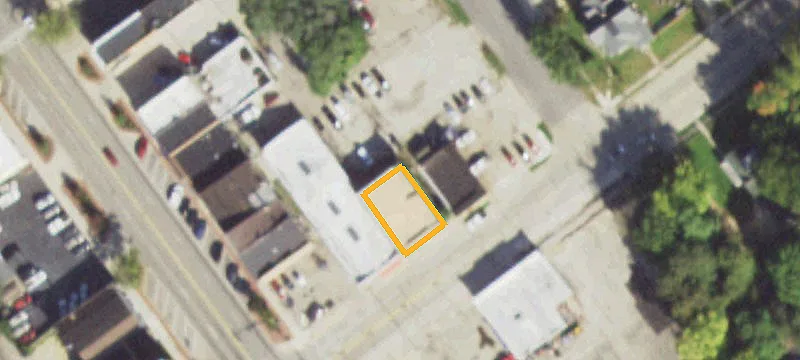 112 Lincoln Ave