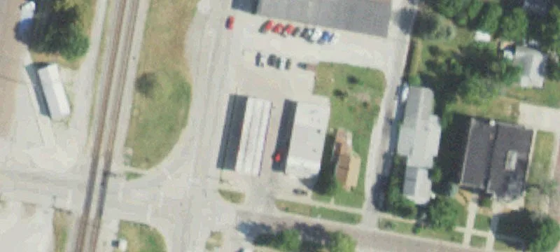 102 Oak St