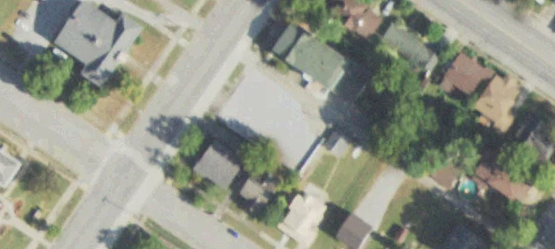 408 Metropolis St