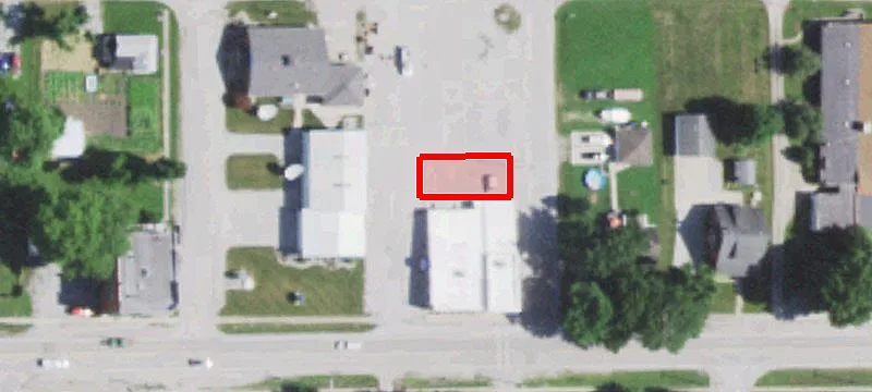 305 Main St