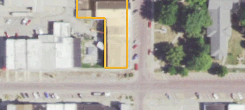 200 Main St