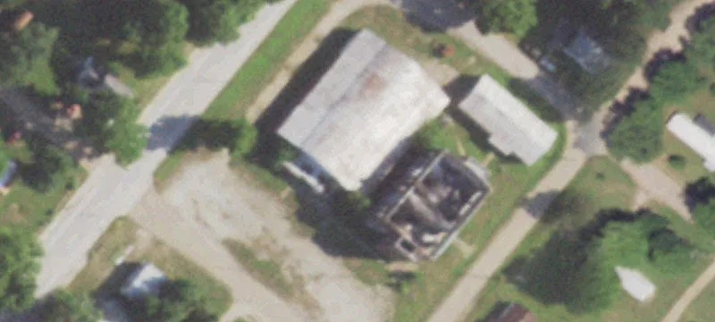 102 Chestnut St