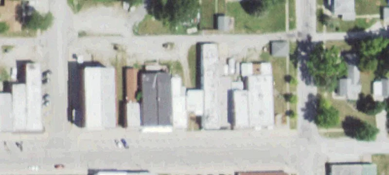 302 Locust St