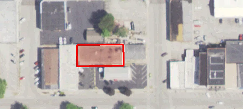 309 Oak St