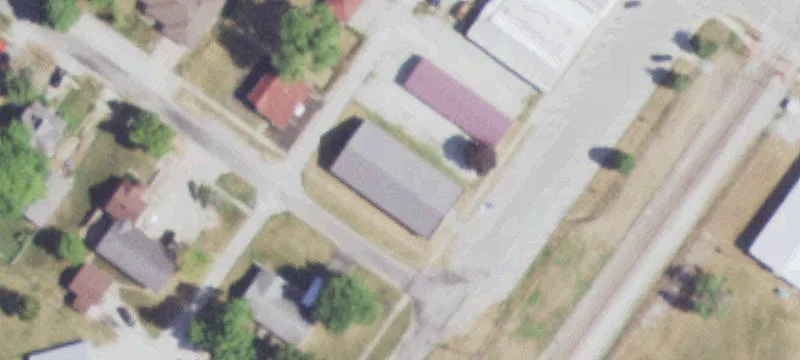 212 Waupansie St