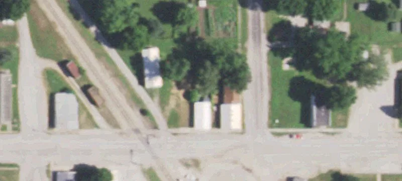 102-105 Ctr St