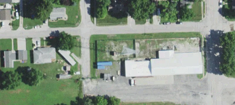 25 Frnt St