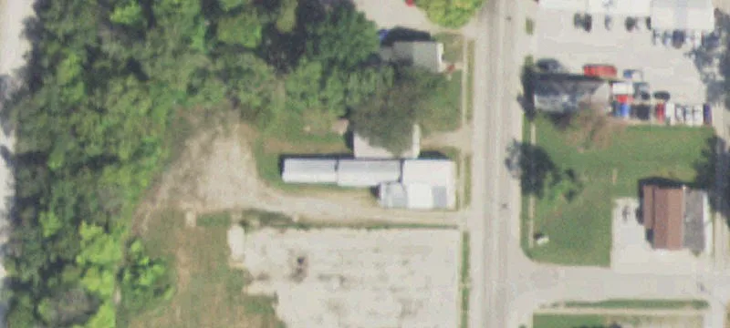 900 Poplar St