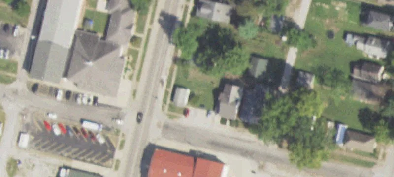 737 Poplar St