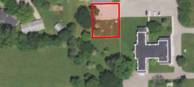 405 Apple Ln