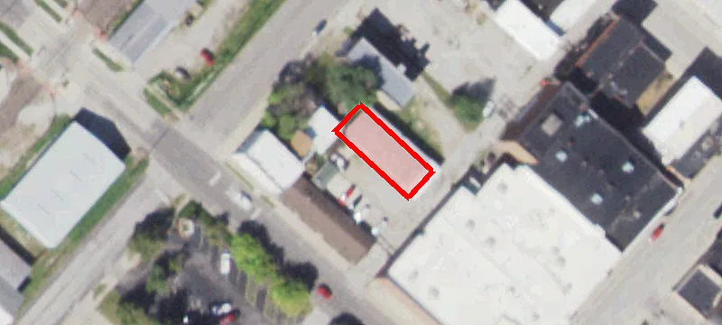 220 Chicago St