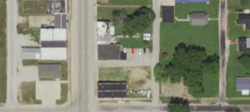 320 Superior St