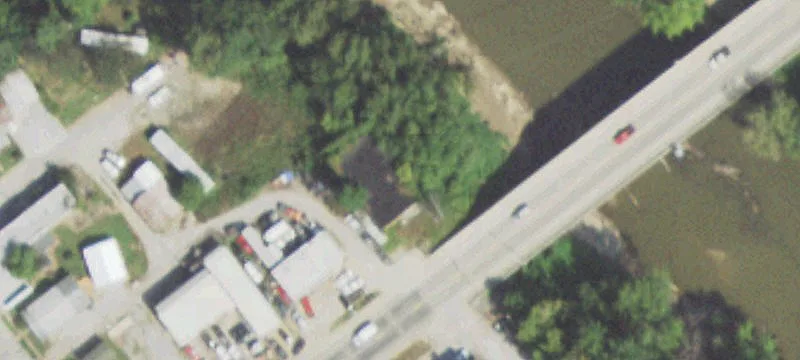 411 Main St