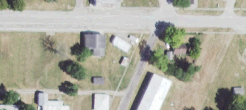 128 4th St