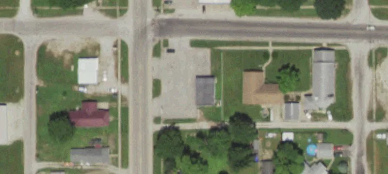 106 Superior St