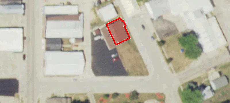 208 Walnut Ave