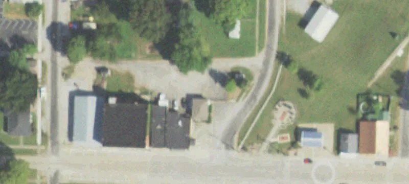 301 Main St
