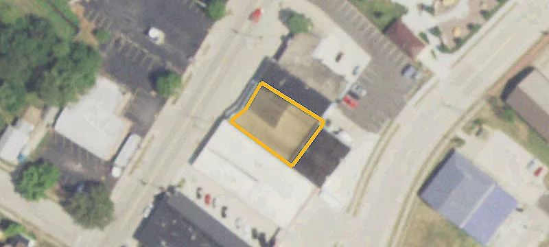 320 Main St