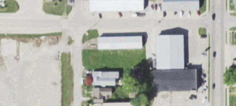 410 Maple St