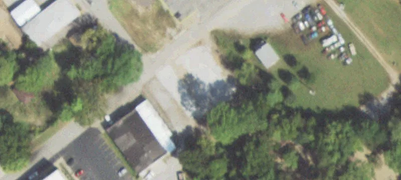 404 Robinson St