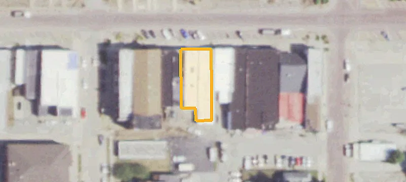 215 Main St