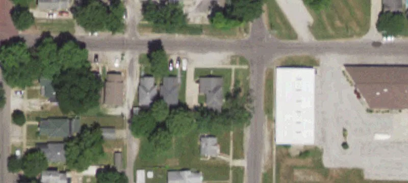 504 Edwards St