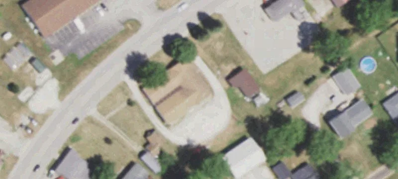516 Commercial Dr