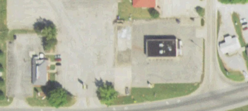 1706 Main St