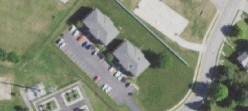 703 Stratford E Dr