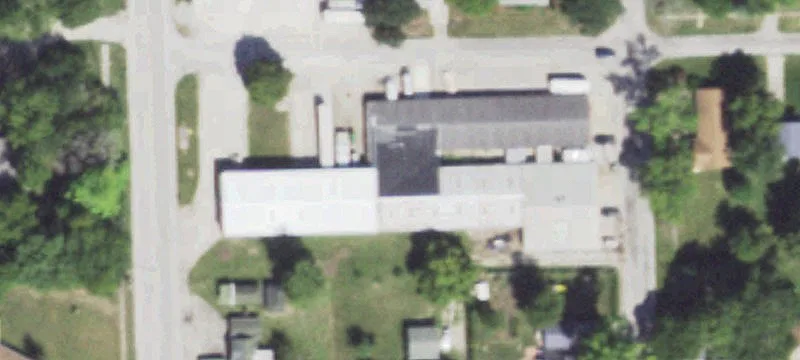 619 Ctr St