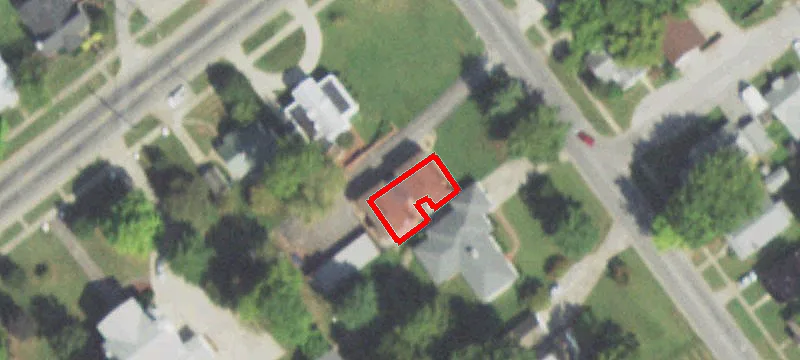 102 Plum St
