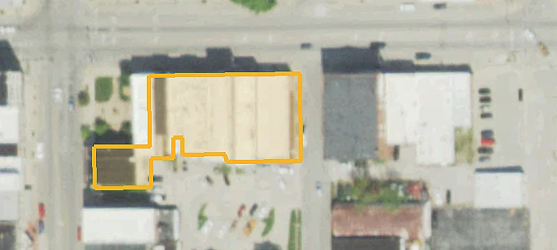 123 Main St