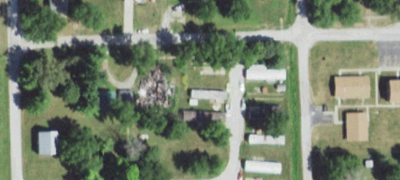 211 Elm St