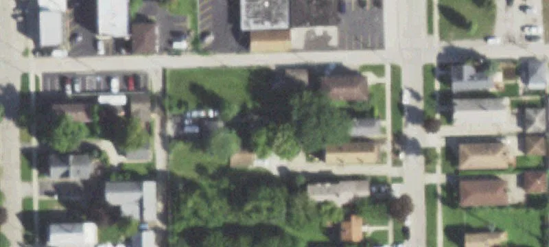 3944 Ctr Ave